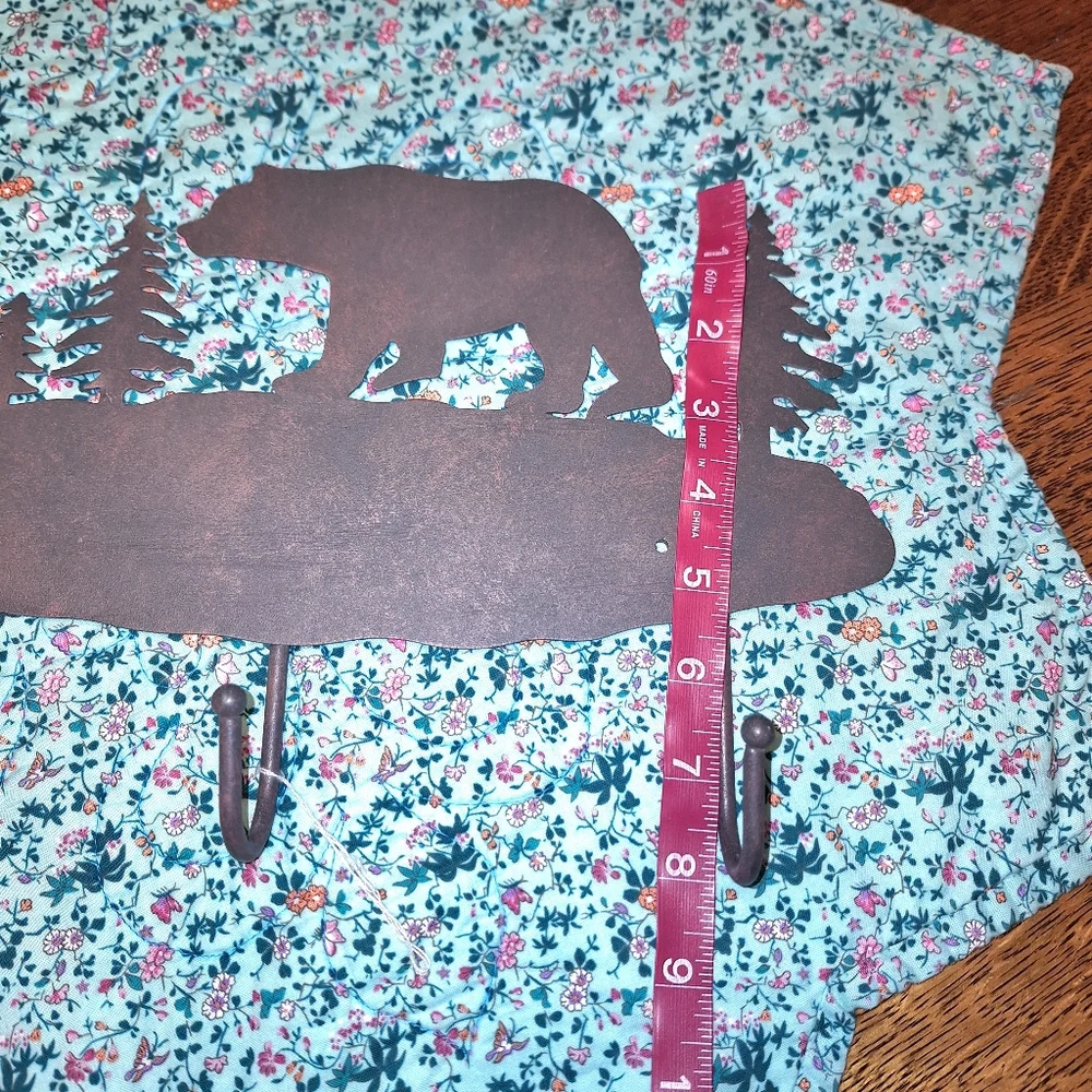 Metal, Plasma Cut, Rustic Bear in Forest Wall Hooks, NWOT